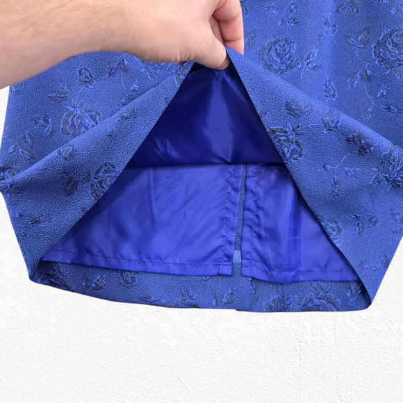 Vintage 80s Royal Blue Jacquard Skirt Suit Floral Formal Skirt Blazer Size 12P - Picture 13 of 16
